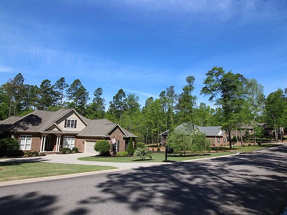 3rd image of 5285 Charnwood Forest Cir