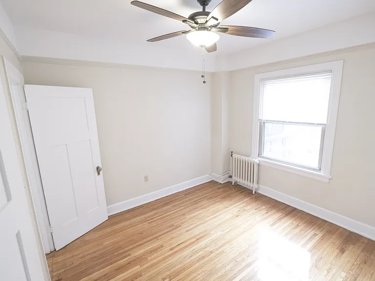 1130 Parkerapartment #202 — Photo 6