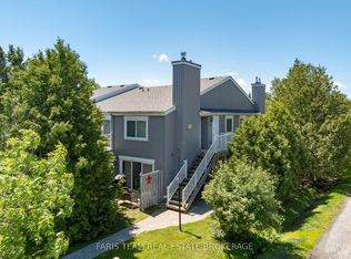 23 Dawson Dr #84, Collingwood, ON L9Y 5B4