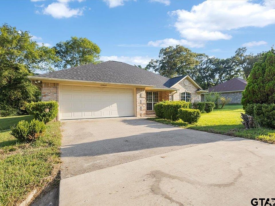 1st image of 13427 Ronald Cir