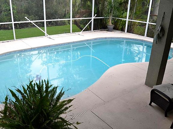 3rd image of 3006 Magdalene Woods Dr