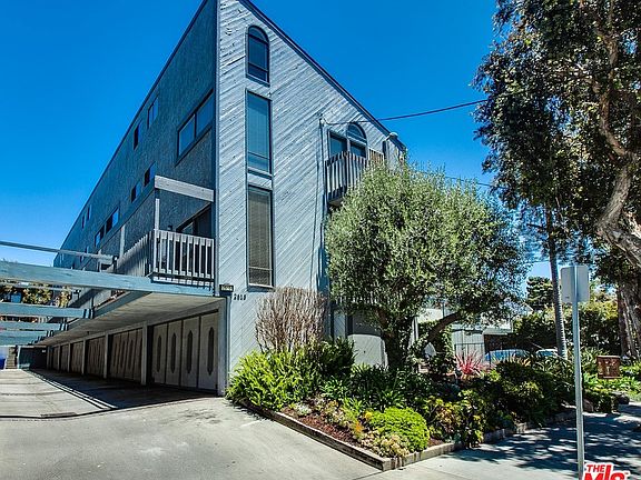 2nd image of 2615 6th St #7