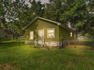 2102 Clemons Rd, Plant City, FL, 33566