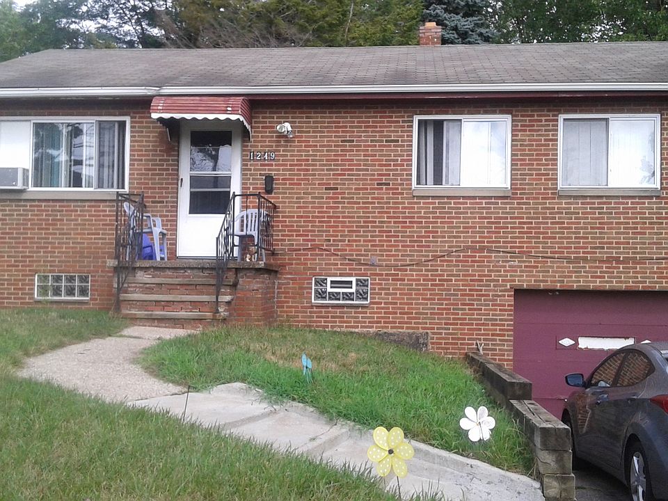 1st image of 1249 E 187th St