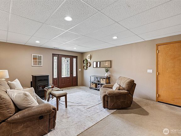 5th image of 5370 W Umptanum Road
