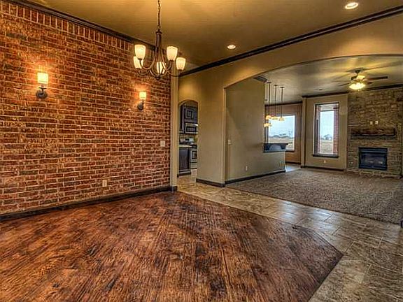 3rd image of 13905 Savannah River Way