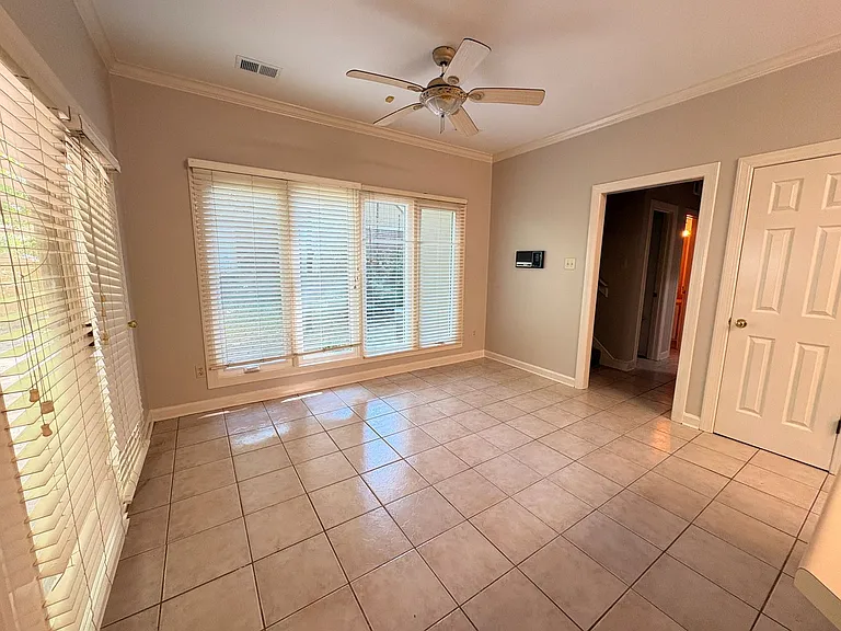 1703 Bryn Mawr Cv — Photo 13