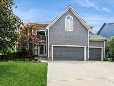21701 W 100th St, Lenexa, KS, 66220