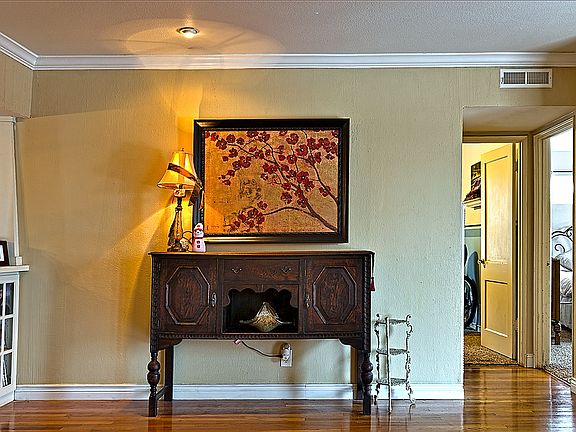 3rd image of 3604 N Stanton St
