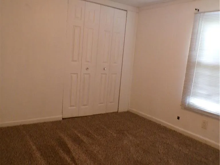 717 Washington St — Photo 12