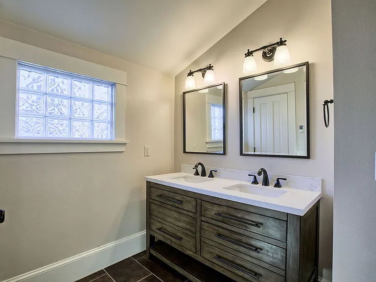 627 Laporte Ave — Photo 30