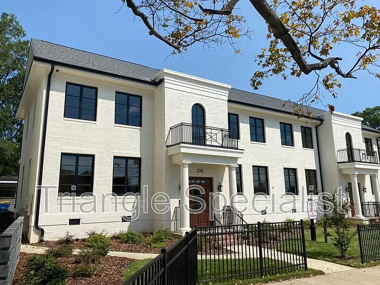 2018 Smallwood Dr #A — Photo 1