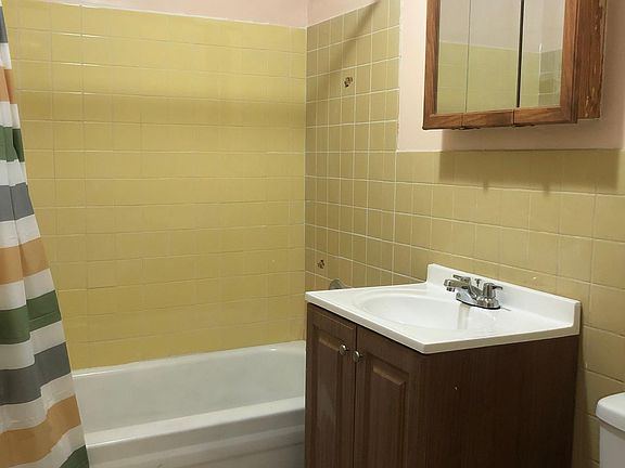 2nd image of 5512 Avenue L