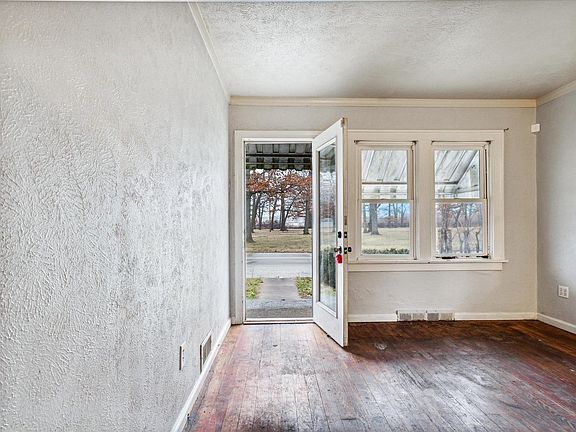 5th image of 1313 Wilber St