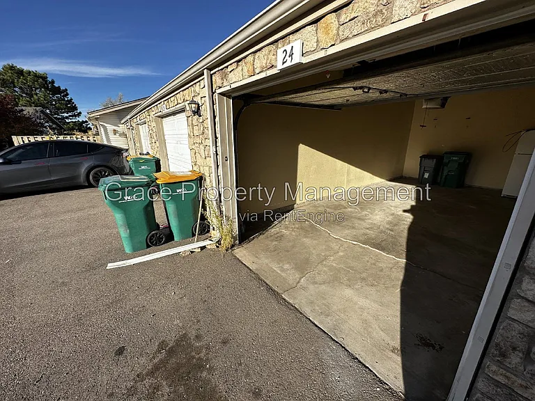 24 Mountain Shadows Ct — Photo 19