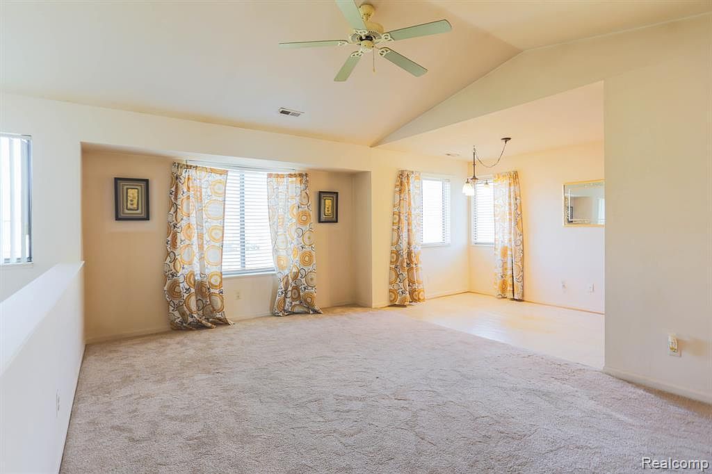 30767 Hidden Pines Ln W 3, Roseville, MI 48066 Zillow
