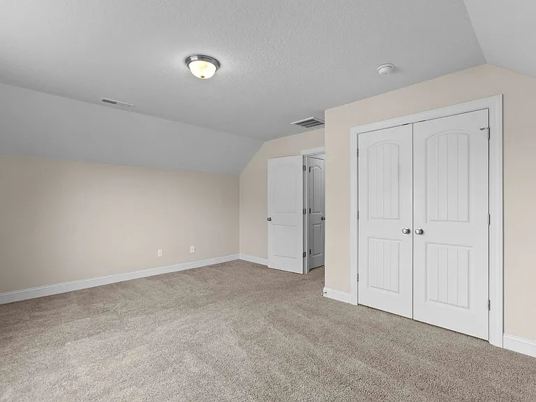 215 Old Field School Ln — Photo 34