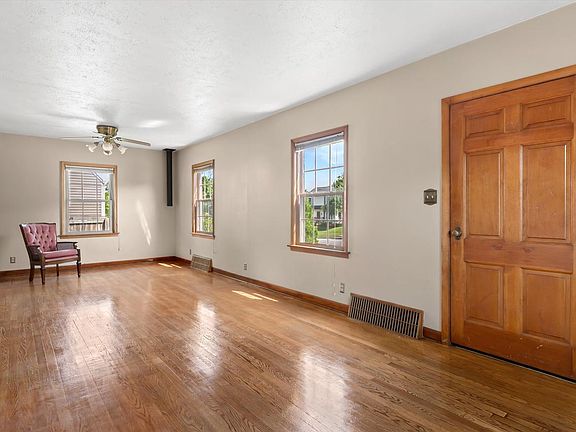 4th image of N84W16278 Donald AVENUE