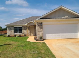 126 Domingues Ave, Meridianville, AL 35759