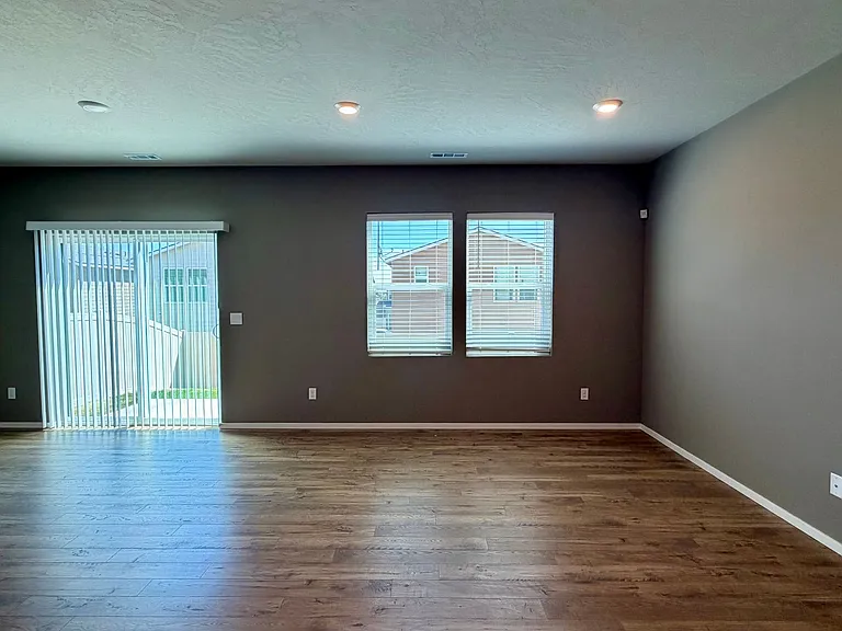 931 S Zeelar St — Photo 7