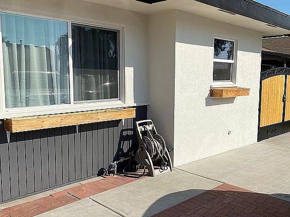 5th image of 885 Bunker Hill Dr