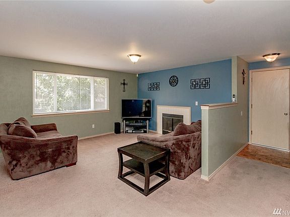 2nd image of 114 134th Street Ct E