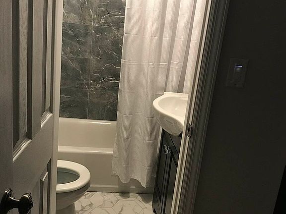 5th image of 104 Union St #1