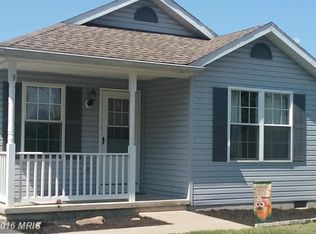 102 Ascot Dr, Martinsburg, WV 25404