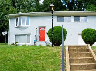 107 Cree Dr, Oxon Hill, MD 20745