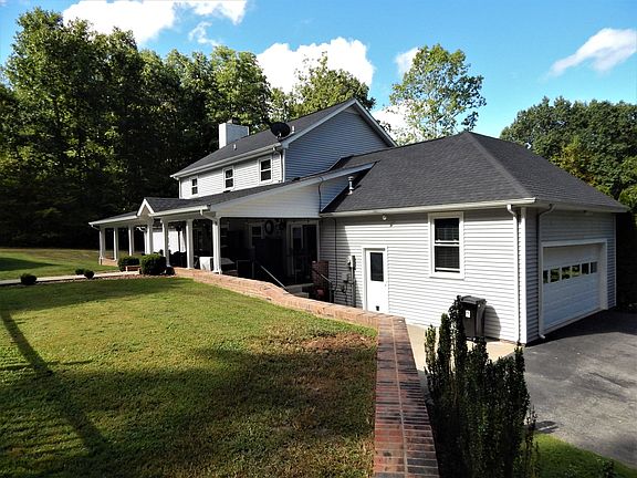2nd image of 322 Michael Dr