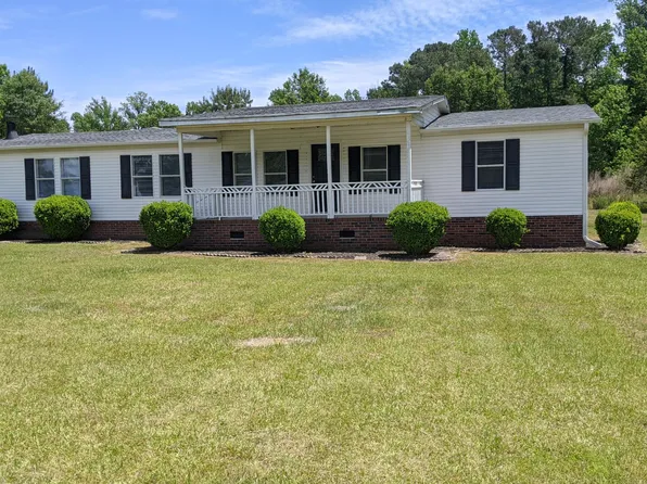 3633 S Nc 41 Highway, Wallace, NC 28466