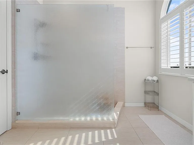 1540 Clermont Dr #F-403 — Photo 17