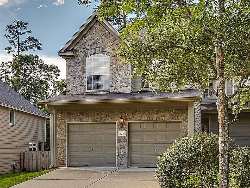 1st image of 138 N Valley Oaks Cir