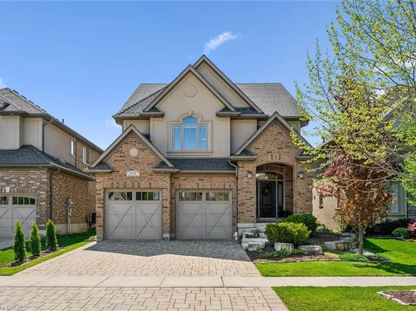 828 Copper Ridge Dr, Waterloo, ON N2K 0B5