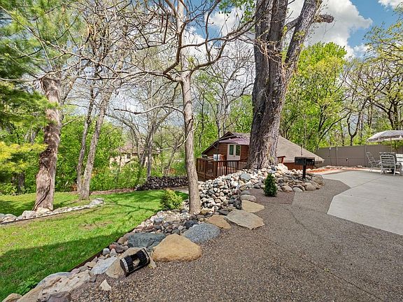 4th image of 177 Beaumont Ct