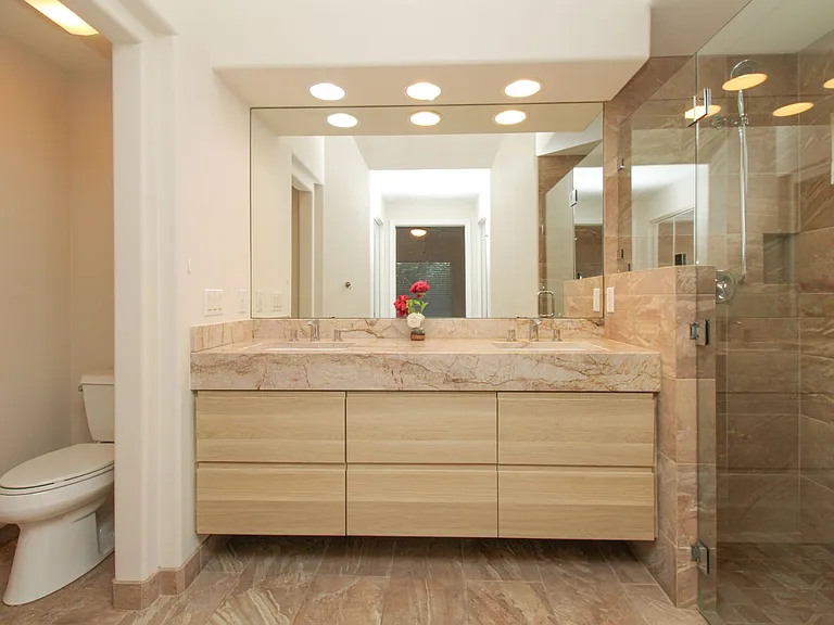 15077 Cortona Way — Photo 31
