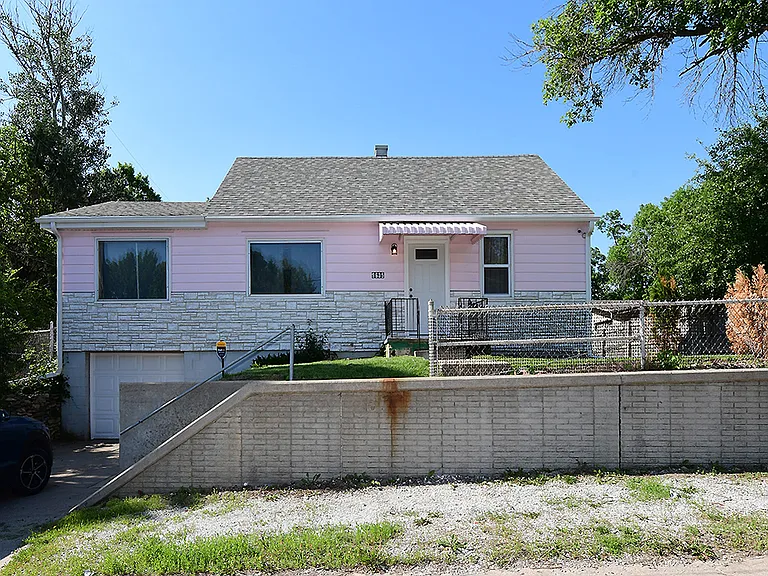 9635 Maple St — Photo 18