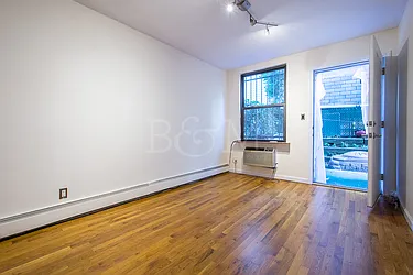 Rented by Brick&Mortar