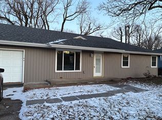 310 N Missouri Ave, Nixa, MO 65714