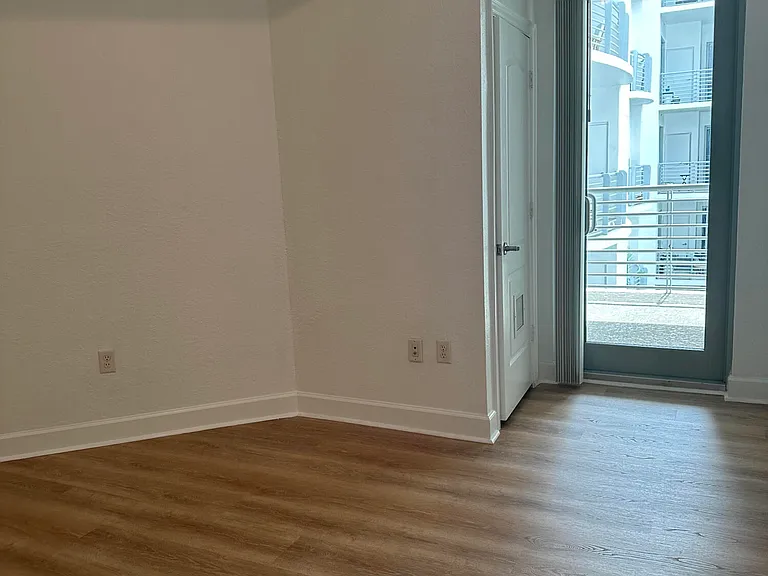 1830 Radius Dr #1220 — Photo 3
