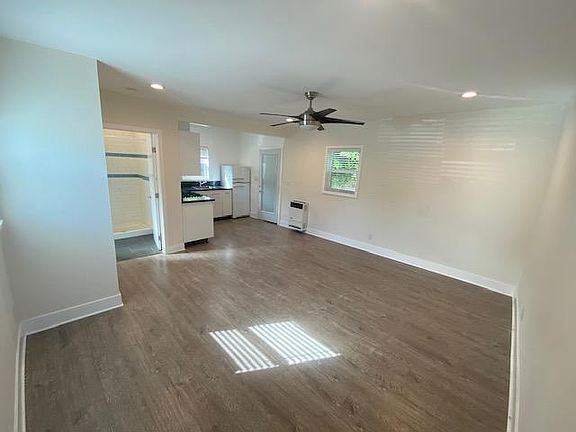 3rd image of 678 Brooks Ave #678