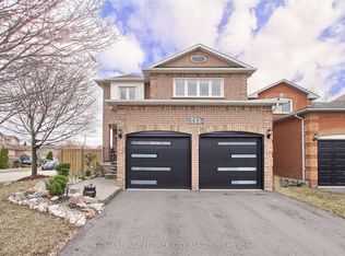 6692 Meteor Ct, Mississauga, ON L5N7H9