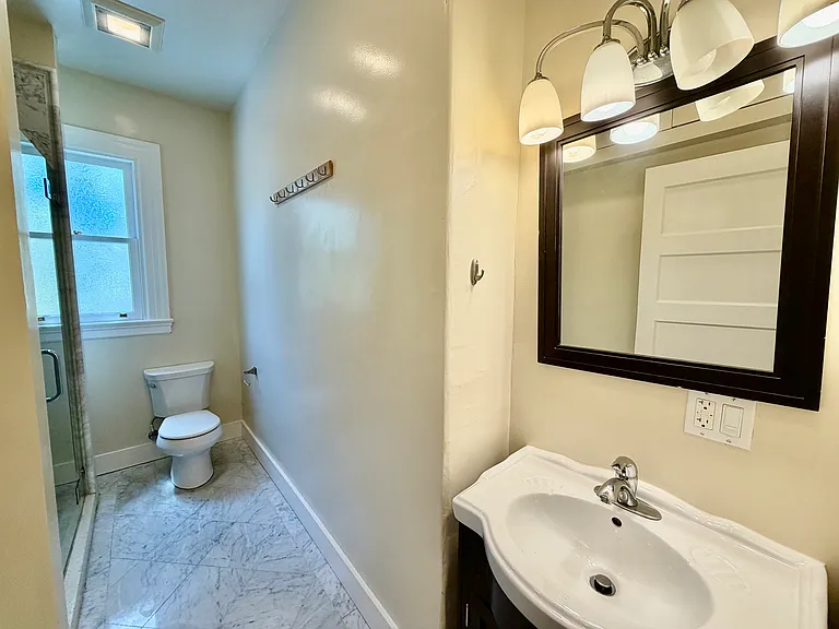 1698 Grove St #1698 — Photo 11