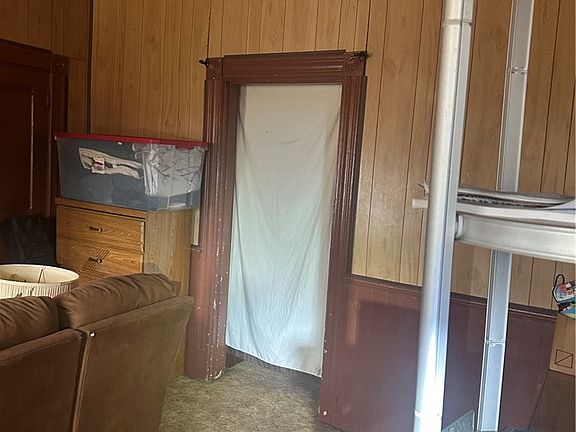 5th image of 1219 Itin St