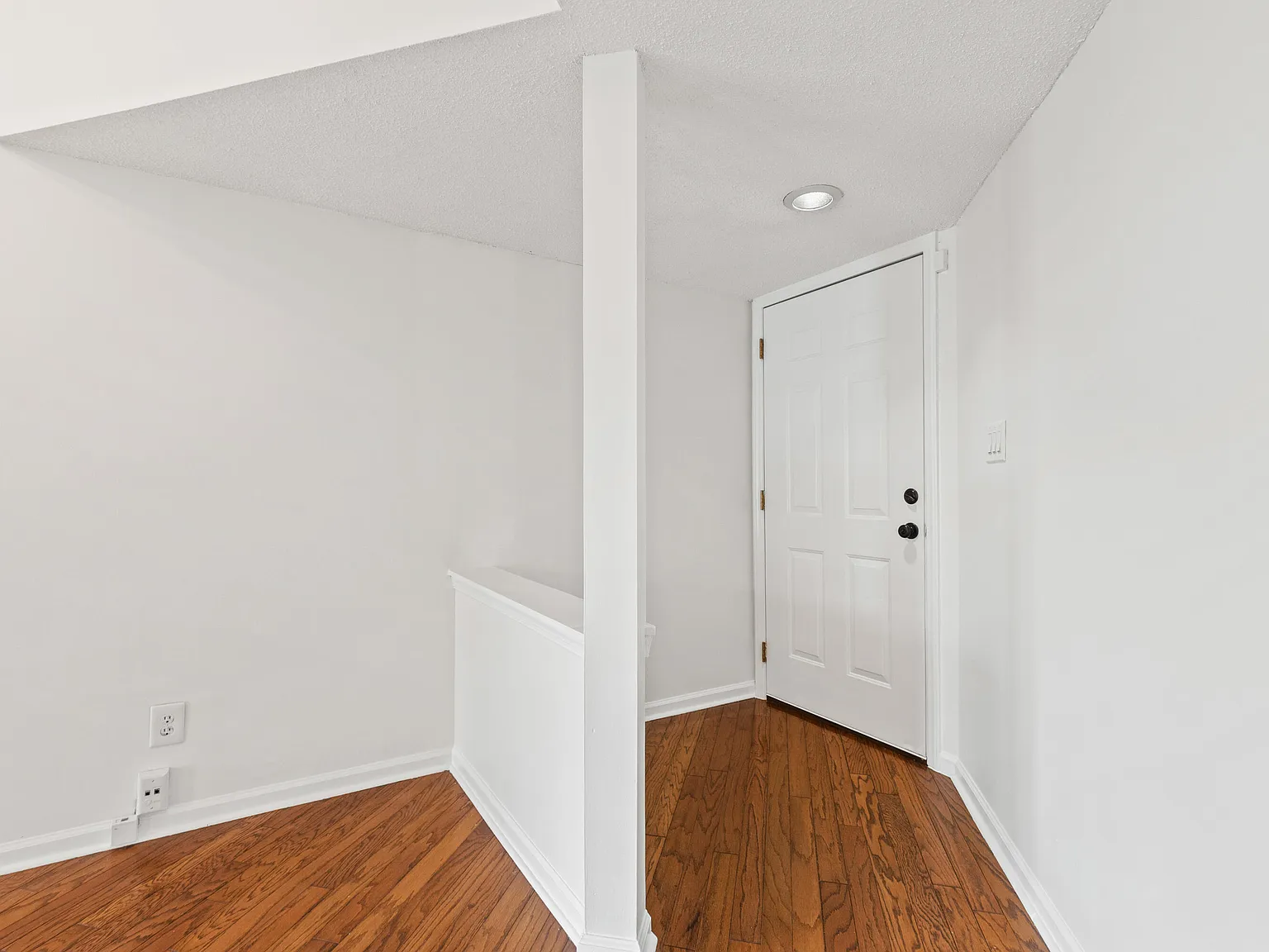 2 bed, 2.0 bath, 1086 sqft, $1,995 — Photo 4