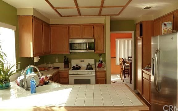 3rd image of 11861 Venetian Dr