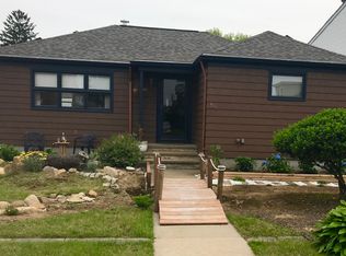 84 A St, Cranston, RI 02920