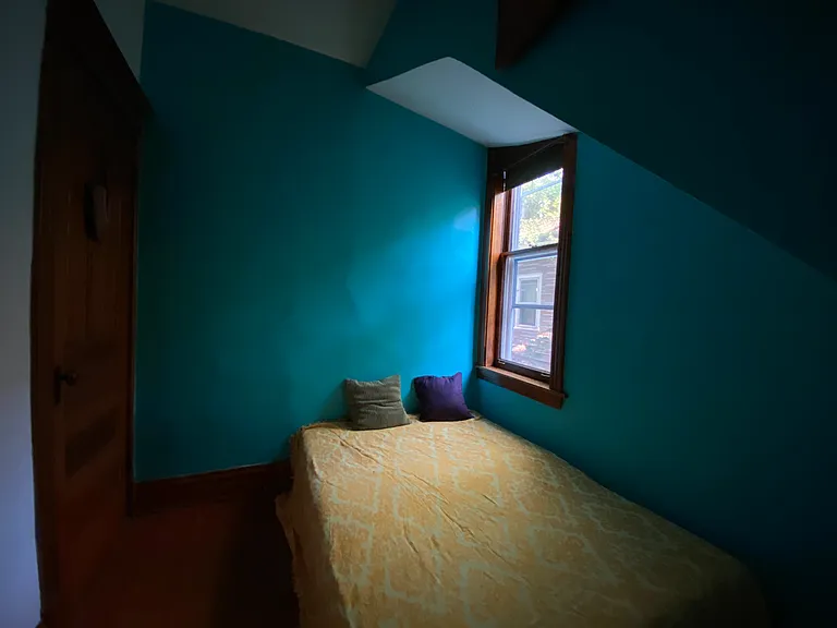 3253 N Troy St #2 — Photo 7