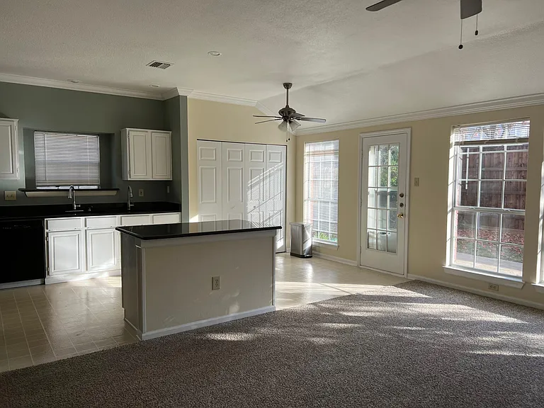 4108 Norcross Dr — Photo 31