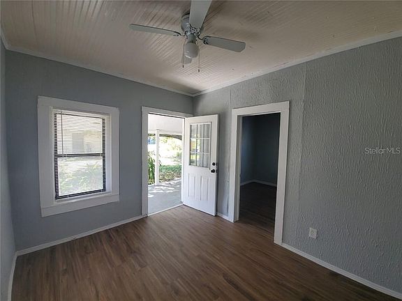 5th image of 523 W Quincy St